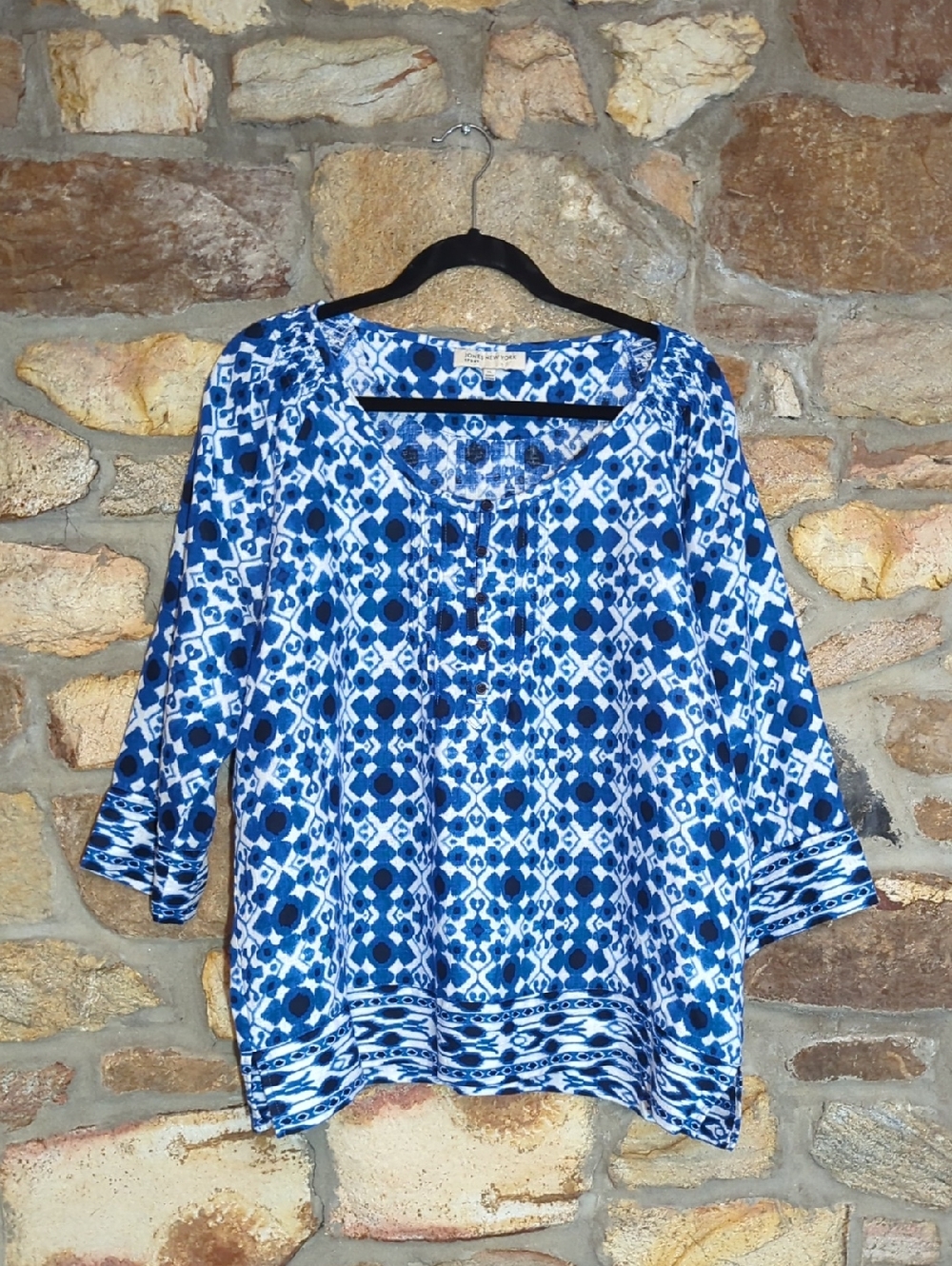 Jones New York 100% Linen Blue and White Geometric Tunic Top
